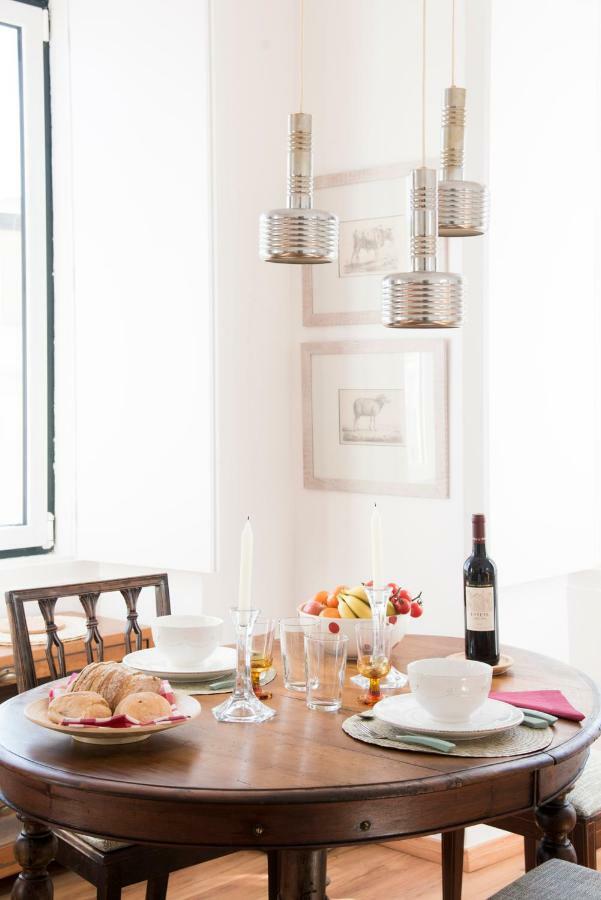 Light Lovers Apartment Lisbona Esterno foto